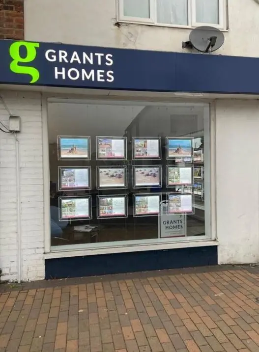 Grants Homes estate agent shopfront repainted